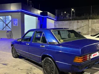 1988 Mercedes-Benz 190 (W201), синий, 88000 рублей, вид 3