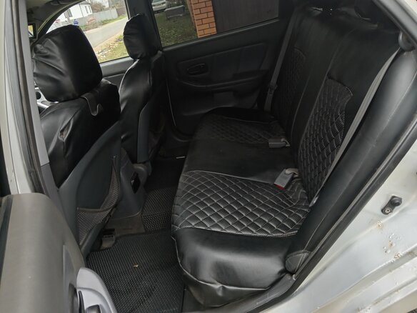 2001 Hyundai Elantra III (XD), серебристый, 338000 рублей - вид 10
