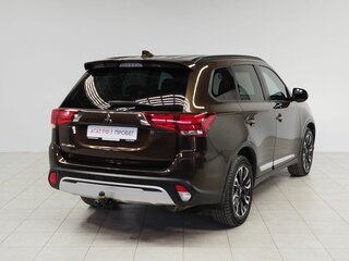 2021 Mitsubishi Outlander III Рестайлинг 3, коричневый, 1900000 рублей, вид 5