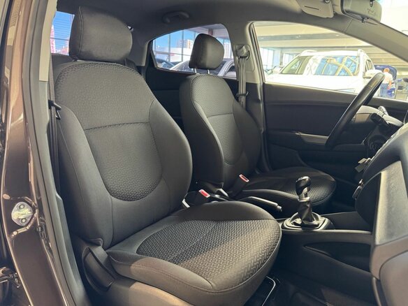 2015 Kia Rio III Рестайлинг, коричневый, 1165000 рублей - вид 24