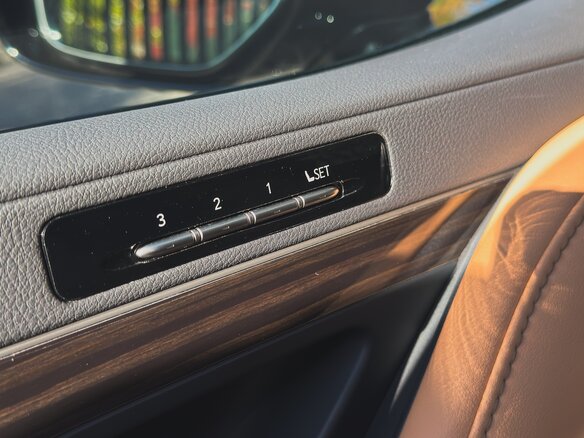2022 Lexus LX 600 IV, чёрный, 16500000 рублей - вид 24