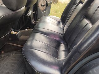 1990 Mercedes-Benz W124 260, чёрный, 840000 рублей, вид 4