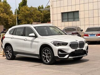 2022 BMW X1 Long 20Li sDrive II (F48) Рестайлинг, белый, 1760000 рублей, вид 2