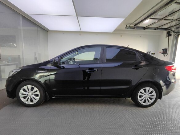 2016 Kia Rio III Рестайлинг, чёрный, 830000 рублей - вид 7