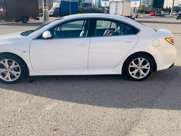 2011 Mazda 6 II (GH) Рестайлинг, белый, 827000 рублей - вид 6