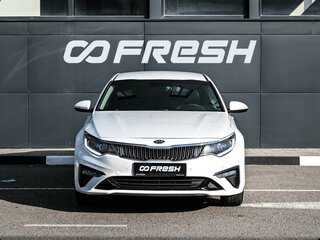 2019 Kia Optima IV Рестайлинг, белый, 1670000 рублей, вид 3