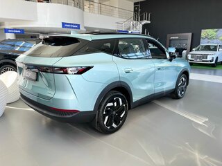 2026 Omoda C7, зелёный, 3499000 рублей, вид 4
