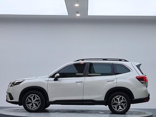 2023 Subaru Forester V Рестайлинг, белый, 2460000 рублей, вид 5