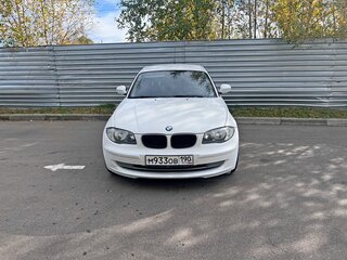 2010 BMW 1 серии 116i I (E81/E82/E87/E88) Рестайлинг, белый, 595000 рублей, вид 2