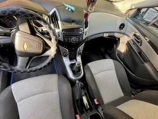 2013 Chevrolet Cruze I Рестайлинг, белый, 800000 рублей, вид 5