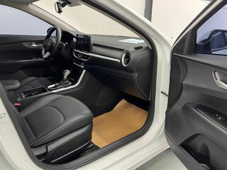 2022 Kia K3 II (China Market), белый, 2200000 рублей, вид 5
