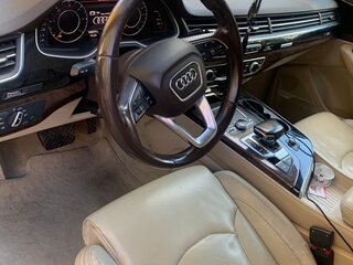 2015 Audi Q7 II (4M), серый, 3600000 рублей, вид 5