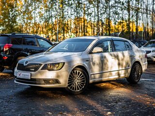 2014 Skoda Superb II Рестайлинг, белый, 900000 рублей, вид 1