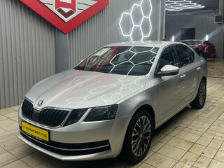 2017 Skoda Octavia III (A7) Рестайлинг, серебристый, 1540000 рублей, вид 3