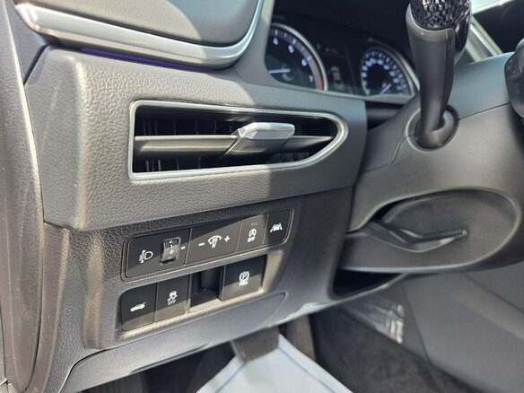 2022 Hyundai Sonata VIII (DN8), серый, 2100000 рублей - вид 18