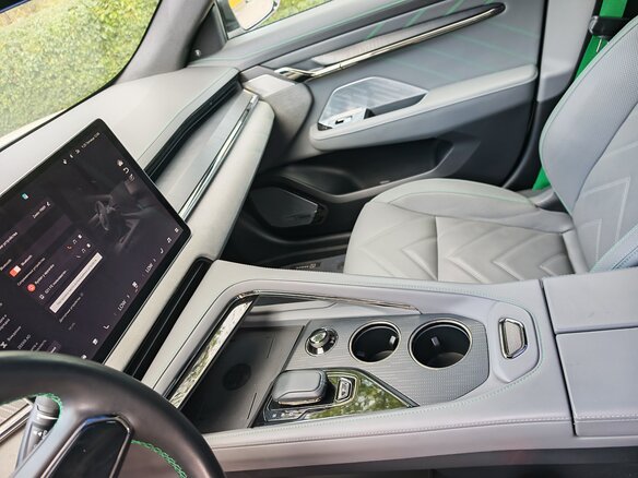 2023 Zeekr 001 100 kWh I, белый, 5100000 рублей - вид 18