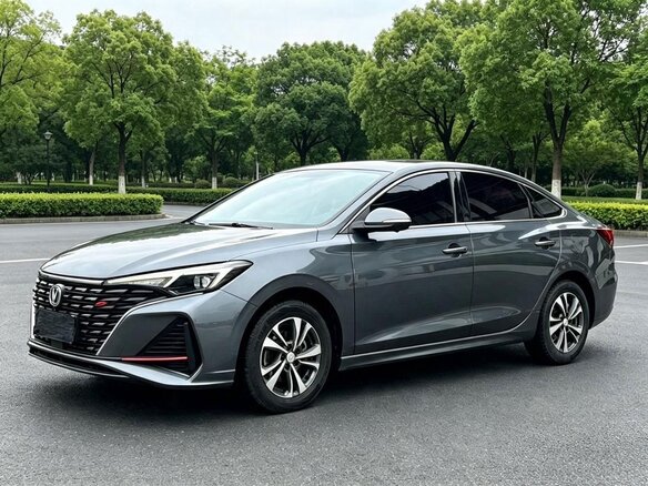 2023 Changan Eado Plus I, серый, 1390000 рублей - вид 2