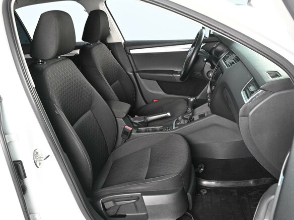 2016 Skoda Octavia III (A7), белый - вид 7