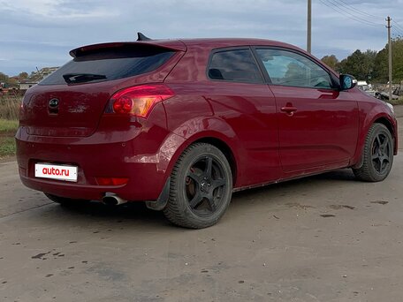 2011 Kia Ceed I Рестайлинг, красный, 550000 рублей, вид 3