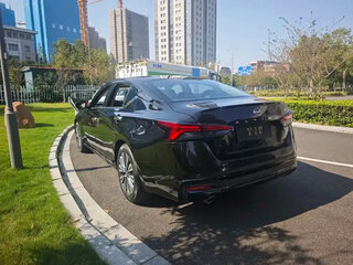 2022 Nissan Altima VI (L34) Рестайлинг, чёрный, 1890004 рублей, вид 4
