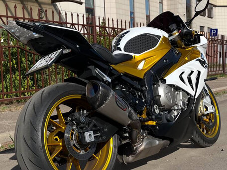 2018 BMW S 1000 RR, белый, 1400000 рублей, вид 2