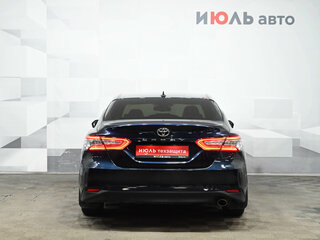 2018 Toyota Camry VIII (XV70), синий, 2450000 рублей, вид 5