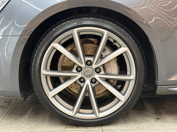 2018 Audi A4 V (B9), серый, 3400000 рублей - вид 36
