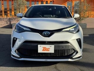 2023 Toyota C-HR I Рестайлинг, белый, 1785000 рублей, вид 2