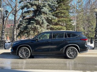 2026 Toyota Highlander IV (XU70), чёрный, 5299000 рублей, вид 4