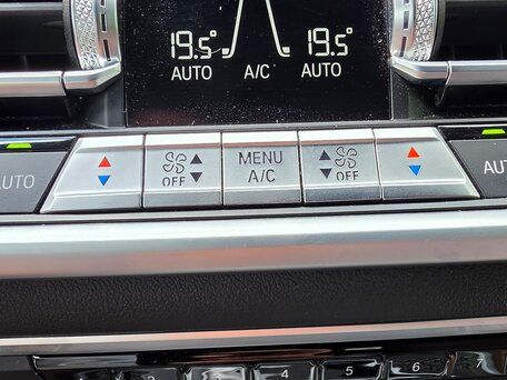 2021 BMW X5 30d IV (G05/G18), серый, 7850000 рублей, вид 4