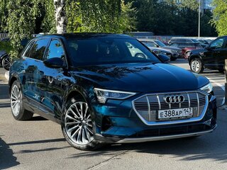 2019 Audi e-tron 55 I, синий, 4890000 рублей, вид 2