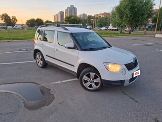 2012 Skoda Yeti I, белый, 650000 рублей, вид 3