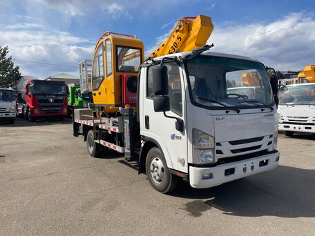 2026 Isuzu Elf (N-series), жёлтый, 6673162 рублей, вид 4