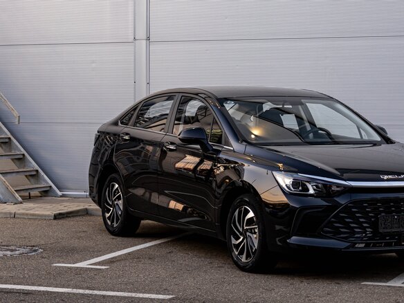 2025 BAIC U5 Plus, чёрный, 2448000 рублей - вид 6