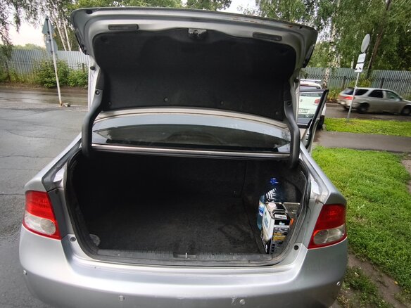 2006 Honda Civic Hybrid VIII, серебристый, 580000 рублей - вид 7