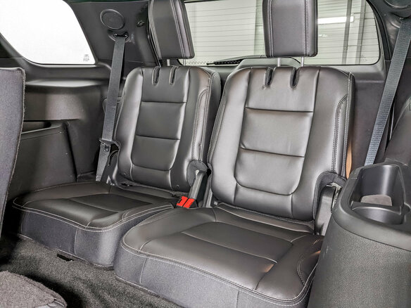 2018 Ford Explorer V Рестайлинг, серебристый, 3595000 рублей - вид 11