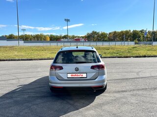 2022 Volkswagen Passat B8 Рестайлинг, серебристый, 3000000 рублей, вид 4