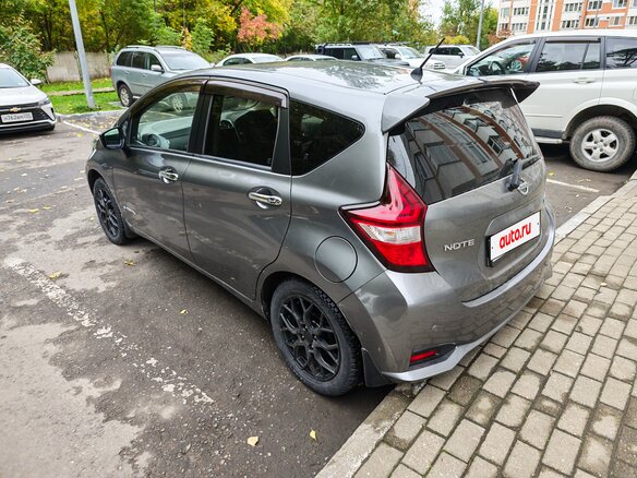 2019 Nissan Note e-Power II Рестайлинг, серый, 1499990 рублей - вид 6