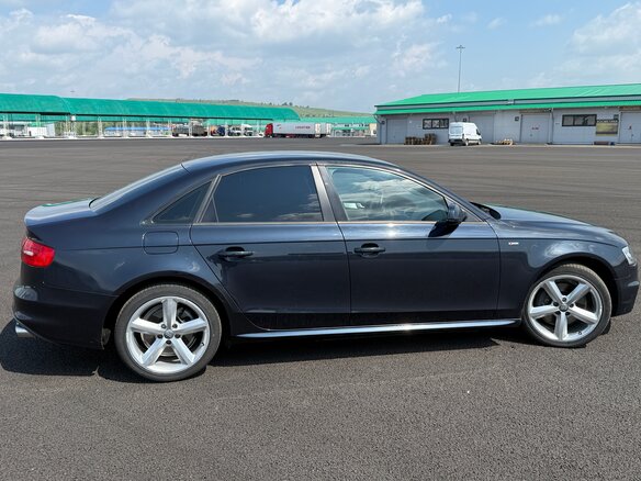 2012 Audi A4 IV (B8) Рестайлинг, чёрный, 1670000 рублей - вид 4