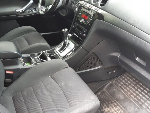 2011 Ford S-MAX I Рестайлинг, чёрный, 850000 рублей - вид 9