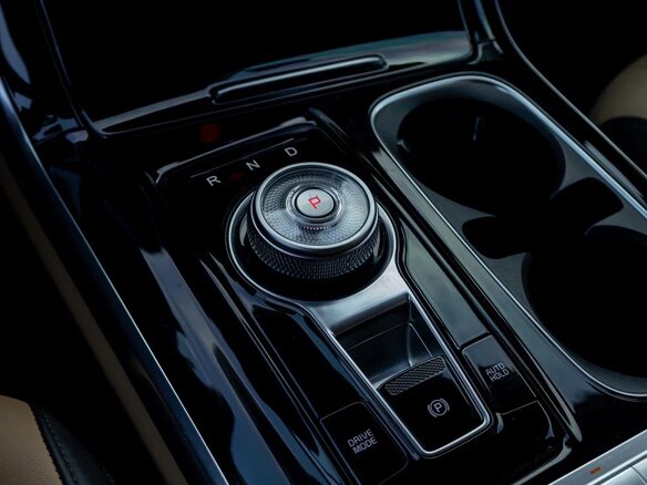 2020 Kia Carnival IV, чёрный - вид 33