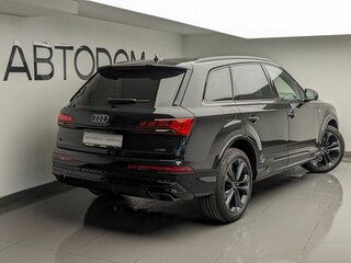 2026 Audi Q7 55 TFSI II (4M) Рестайлинг 2, чёрный, 13700000 рублей, вид 4