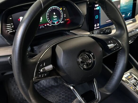 2023 Skoda Octavia IV (A8), синий, 2210000 рублей - вид 8