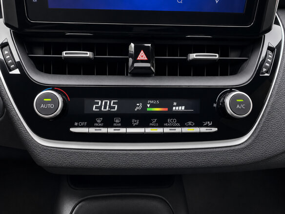 2022 Toyota Corolla Sporty XII (E210) Рестайлинг, белый - вид 23