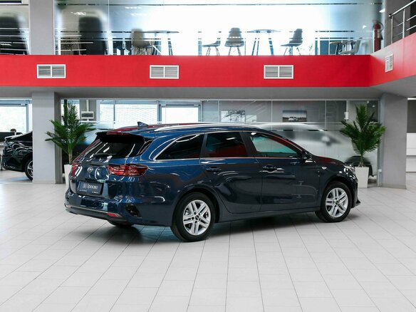 2020 Kia Ceed III, синий, 1590000 рублей - вид 1