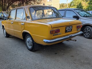 1979 Lada (ВАЗ) 21011, жёлтый, 150000 рублей, вид 3