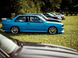 1984 BMW 3 серии 320i II (E30), голубой, 1500000 рублей, вид 1