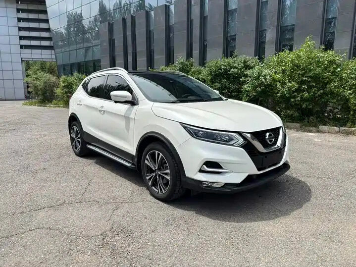 Открыть фотографии: Nissan Qashqai II Рестайлинг