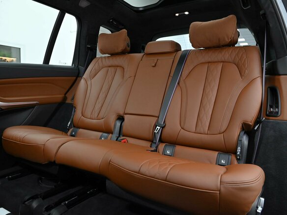 2026 BMW X7 40d I (G07) Рестайлинг, серый, 18600000 рублей - вид 31