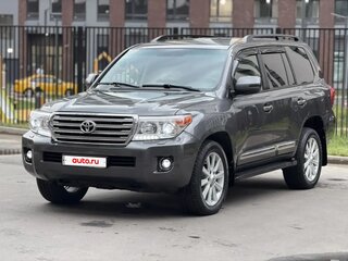 2012 Toyota Land Cruiser 200 Series Рестайлинг 1, серый, 2850000 рублей, вид 1